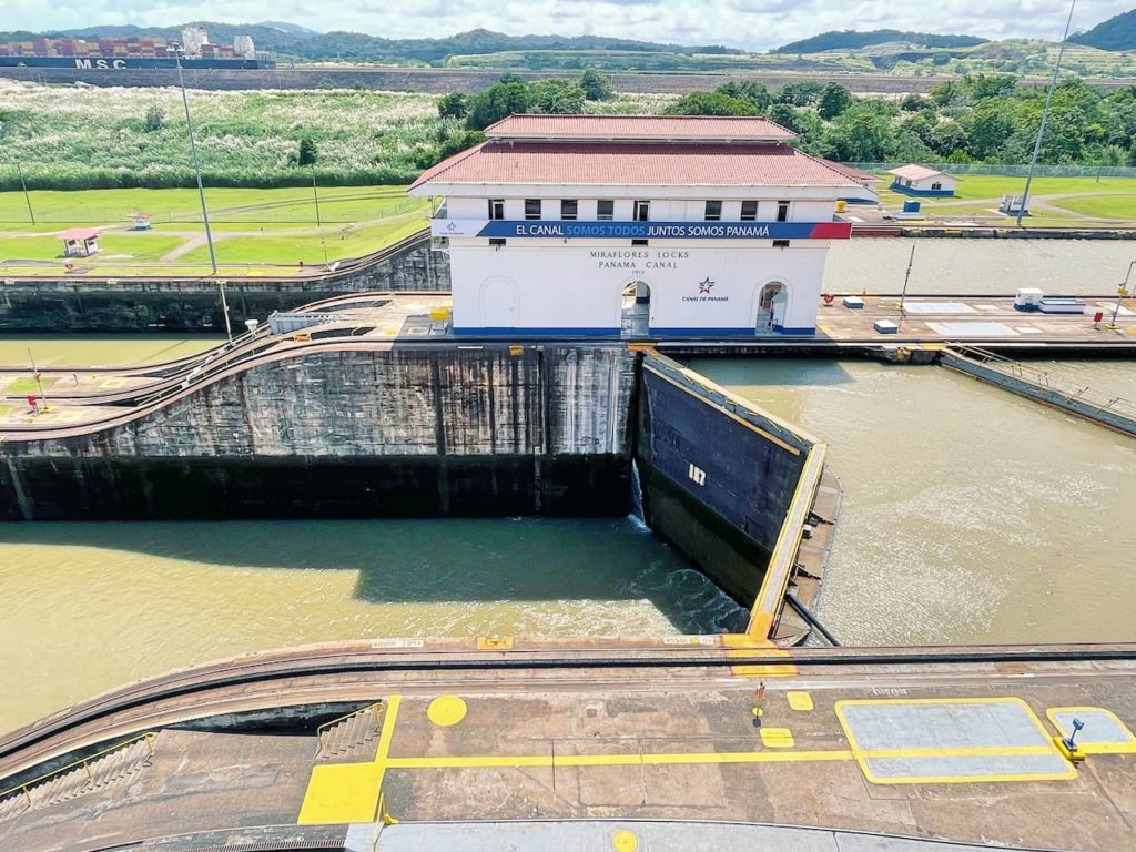 Miraflores Schleuse Panama City Sehenswürdigkeit